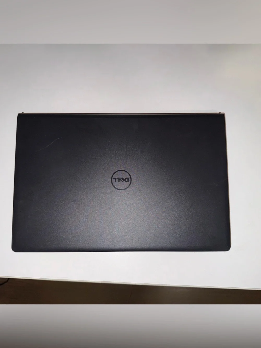 Dell Vostro 15 3510 Laptop — Intel i5-1135G7, 8GB RAM, 256GB SSD, Windows 11 Pro